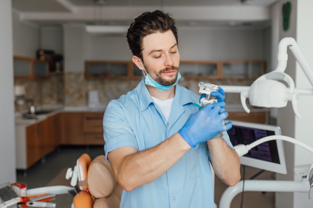 Dentists Prefer Professional Laundry Solutions