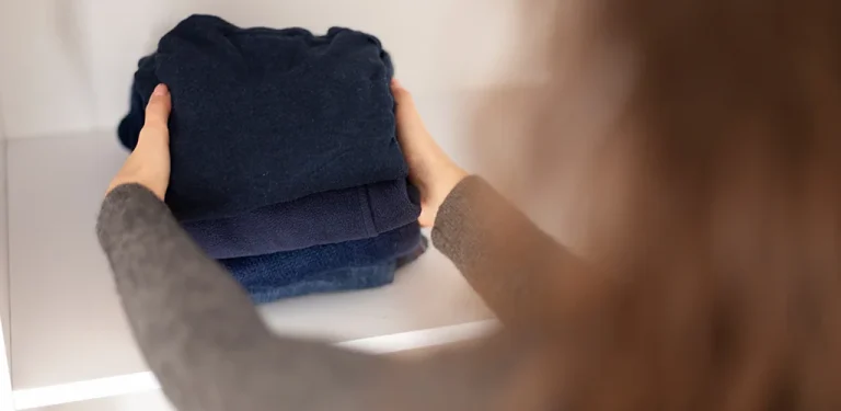 How to Prevent Dark Clothes from Fading: Expert Laundry Tips for Long-Lasting Colors